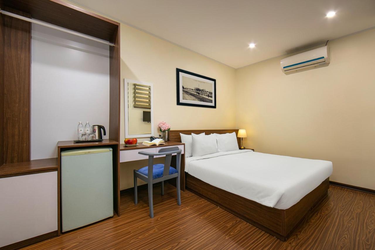 Queen Cafe Hotel & Pub ฮานอย ภายนอก รูปภาพ
